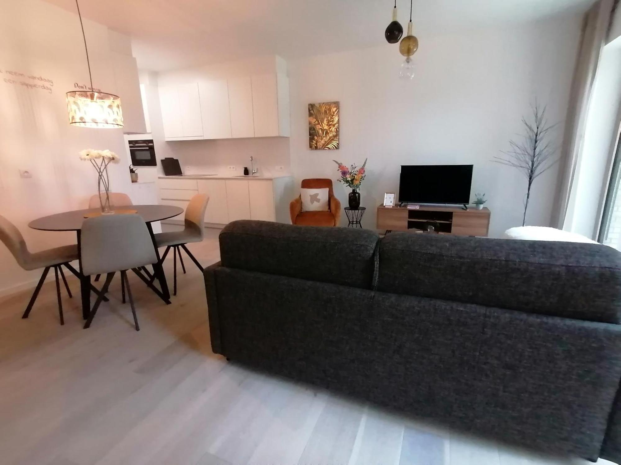 Bartine - Modern And Spacious Flat Near The Sea, Free Parking Space Oostende Exterior foto
